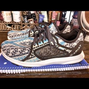 Women’s Ariat Shoes Size 6.5